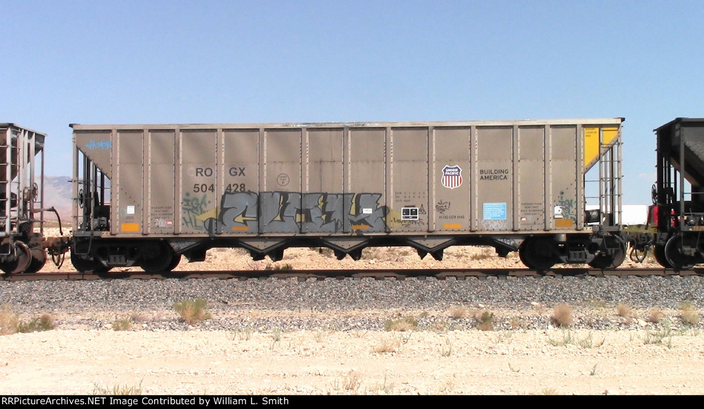 WB Unit Loaded Open Hooper Frt at Erie NV W-MdTrnSv-pshrs -25